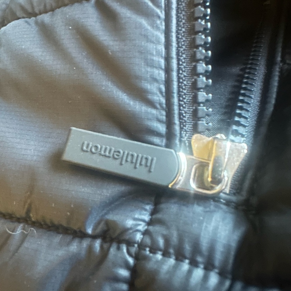 lululemon athletica Black Quilted Crossbody Bag - Picture 8 of 9